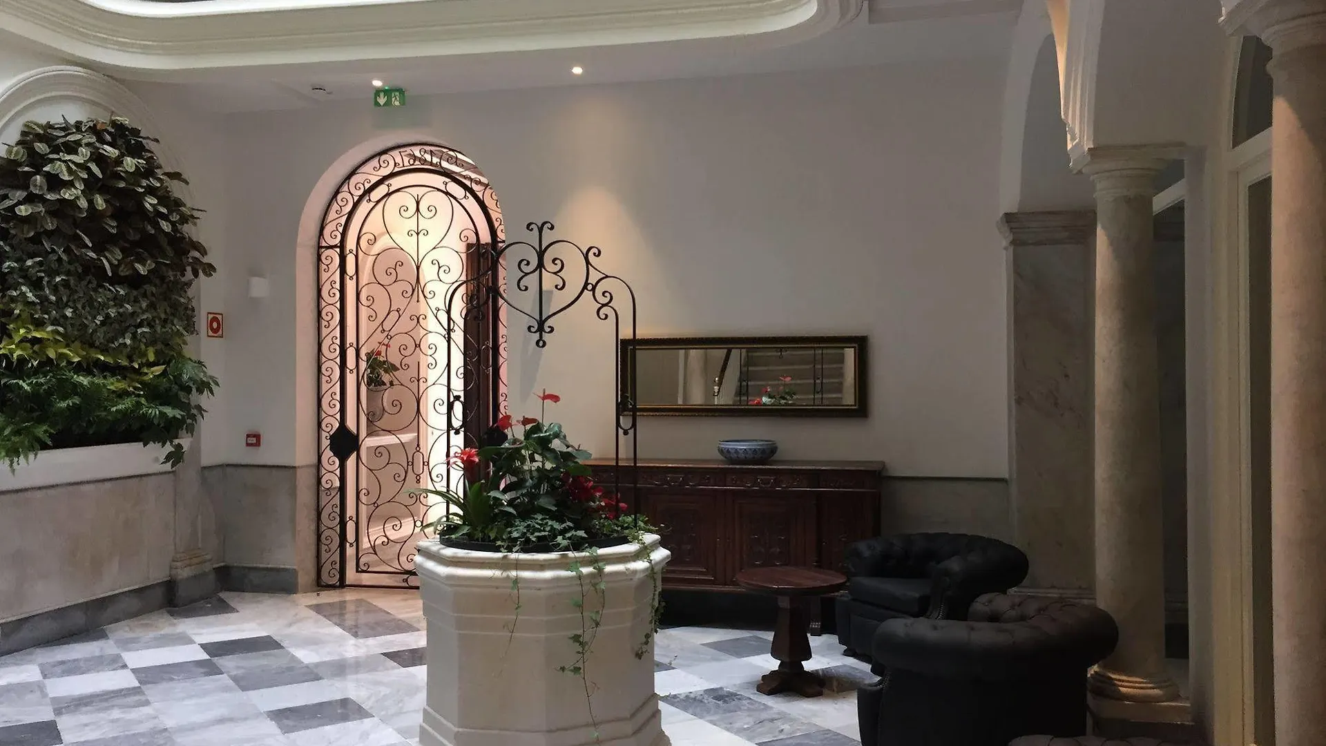 El Armador Casa Palacio By Luxury Suites Cádiz 0*,